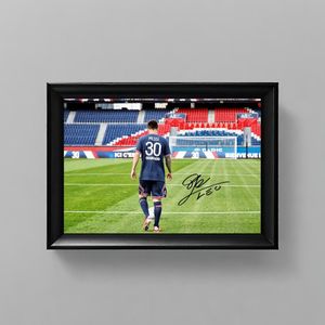 Lionel Messi Ingelijste Handtekening – 15 x 10cm In Klassiek Zwart Frame – Gedrukte handtekening – Paris Saint Germain - PSG - Voetbal - Football - FC Barcelona