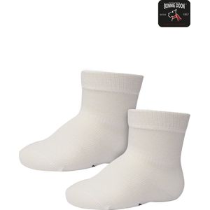 Bonnie Doon Basic Sokken Baby Off White 4/8 maand - 2 paar - Unisex - Organisch Katoen - Jongens en Meisjes - Stay On Socks - Basis Sok - Zakt niet af - Gladde Naden - GOTS gecertificeerd - 2-pack - Multipack - Crème - Ecru - Off White - OL9344012.58