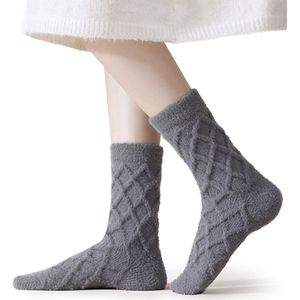 Pluche sokken - 22*22cm - zachte en comfortabele pluche sokken - warme winterse pluche slaapsokken - herfst- en winterpluche sokken - zacht en pluisvrij - sokken met een middelhoge zool - dik en warm - slaapsokken voor thuis - slaapsokken