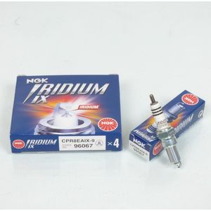 Bougie d'allumage NGK pour Moto Honda 680 NSA DN-01 2008 à 2010 Neuf