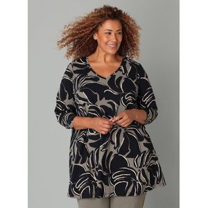 Colletta - Top - Zwart - Driekwartmouwen - V-hals