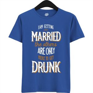 Am Getting Married | Vrijgezellenfeest Cadeau Man - Groom To Be Bachelor Party - Grappig Bruiloft En Bruidegom Bier Shirt - T-Shirt - Unisex - Royal Blue - Maat L