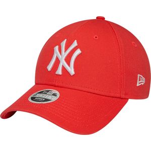 New Era - New York Yankees Womens League Essential Red 9FORTY Adjustable Cap