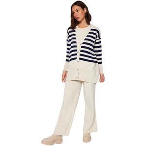 Trendyol Beige Knoop Gedetailleerd Jacquard Gestreept Vest Broek Gebreide Tweedelige Set Tctaw24Us00054