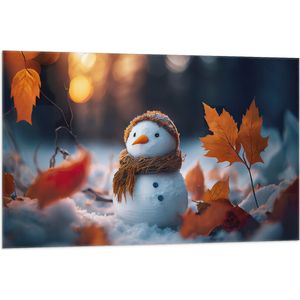 Vlag - Sneeuwpop met Bruine Sjaal en Muts in de Sneeuw tussen de Herfstbladeren - 105x70 cm Foto op Polyester Vlag