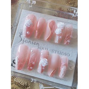 Sjanien Nail Studio Handgemaakte Press On Nails - 3D Rozen - Roze Glitter met Parel - Lang Coffin - 10 Stuks - Maat L
