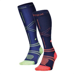 STOX Energy Socks - 2 Pack Sportsokken voor Mannen - Premium Compressiesokken - Kleuren: Donkerblauw/Geel en Navy/Oranje - Maat: XLarge - 2 Paar - Voordeel - Mt 46-49