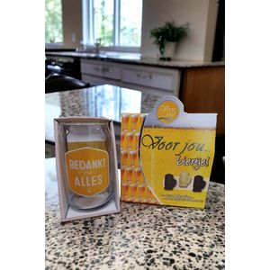 Bier-Bierglas-Chocolade-Bedankt-Bedankt voor alles-Dankbaar-Mantelzorger-Gastouder-Relatiegeschenk-Dankbaar zijn-Verzorgers-Belgische Chocolade-Wit-Melk-Puur-Pure-Kerstcadeau-Kerst-Sinterklaas