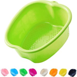 Grote voetbad kom voor ontspannende voetbehandelingen