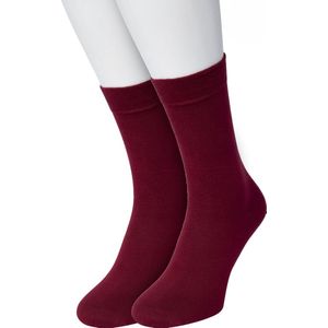 Bonnie Doon Basic Sokken Dames Bordeaux Rood maat 36/42 - 2 paar - Basis Katoenen Sok - Gladde Naden - Brede Boord - Uitstekend Draagcomfort - Perfecte Pasvorm - 2-pack - Multipack - Effen - Donker Rood - Donkerrood - Bordeaux - OL834222.155