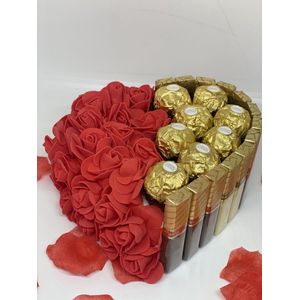 Chocolade Hart Geschenk - Giftpack - Valentijn cadeau - Ferrero Rocher Valentijn Cadeau - Valentijnsdag Geschenk - Liefde - Moederdag - Vaderdag - Verjaardag