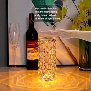 Design Tafellamp: Touch & Afstandsbediening, 16 RGB Kleuren, Sfeervol voor Slaapkamer - Moderne Verlichting met Stijl!