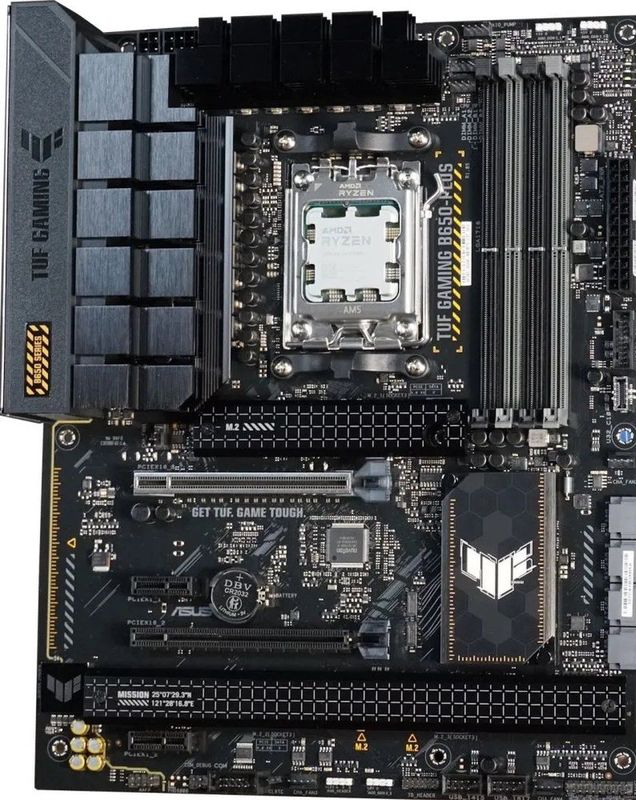 Azerty - Combokit - AMD Ryzen 7 9800X3D - ASUS TUF Gaming B650-Plus WiFi