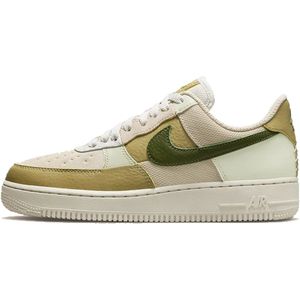 NIKE AIR FORCE 1 SNEAKER MAAT 38.5