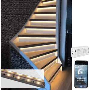 Trapverlichting ledstrip 130 cm met bewegingssensoren - Warm Wit - Werkt met de bekende verlichting apps - Complete set inclusief profiel voor max. 16 treden