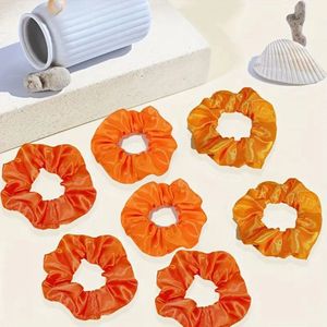 FA-VE Scrunchie Set - 7 Stuks - Oranje Haar Scrunchies - Grote 10 cm Haarbanden - Perfect voor Koningsdag, EK & WK - Oranje Accessoires voor Feest & Festival