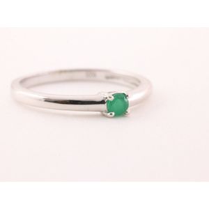 Fijne hoogglans zilveren ring met smaragd - maat 15.5
