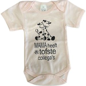 Baby romper roze met opdruk mama heeft de tofste collega's ©maat 68 zwangerschap aankondiging