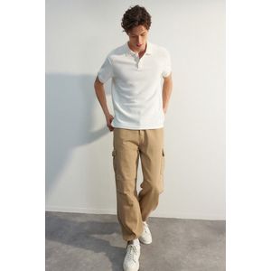Trendyol Zwarte, Gelimiteerde Editie, Kort, Dik, Gestructureerd Poloshirt Met Knopen En Korte Mouwen Tmnss23Po00018