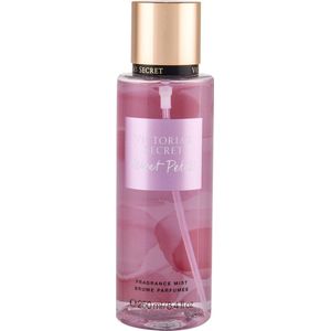 Victoria's Secret Velvet Petals by Victoria's Secret 248 ml - Fragrance Mist Spray