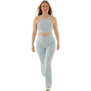 Dames Sportset – High Support Sportbeha & Shaping Flared Legging – Versa Set Squatproof & Peach Buttocks Effect – Yoga, Fitness & Casual – DM Training (lichtblauw)