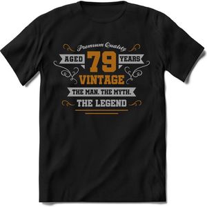 79 Jaar Legend - Feest kado T-Shirt Heren / Dames - Zilver / Goud - Perfect Verjaardag Cadeau Shirt - grappige Spreuken, Zinnen en Teksten. Maat XXL