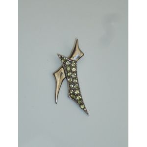 Zilveren hanger met peridoot - lengte 3,8 cm
