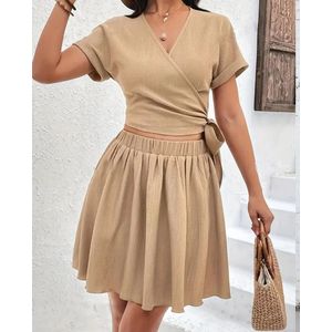 2 delige prachtige sexy elegante beige set rok en top met wikkel maat L