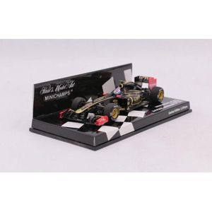 De 1:43 Diecast modelauto van de Lotus Renault GP R31 #10 die 3e werd in de GP van Australië van 2011.De coureur is V. Petrov.Dit schaalmodel is beperkt door 1536 stuks. De fabrikant is Minichamps.