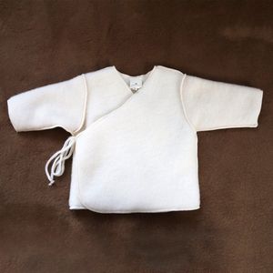 Lille Barn - Baby / Newborn overslagvestje merinowol fleece ecru - maat 56