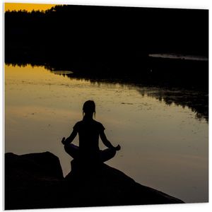 PVC Schuimplaat- Vrouw - Water - Yoga - Lotushouding - 100x100 cm Foto op PVC Schuimplaat