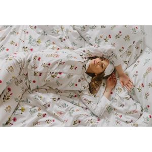 Weidebloemen pyjama set dames–lang–handgeschilderde print–100% Katoensatijn–wit–maat M