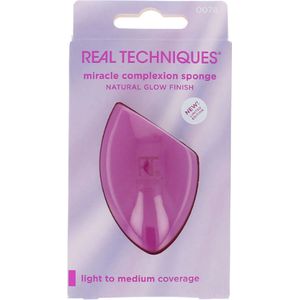 Real Techniques Miracle Complexion Sponge - light to medium coverage