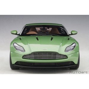 AutoArt 1/18 Aston Martin DB11 ""Apple Tree Green metallic