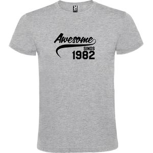 Grijs t-shirt met "" Awesome sinds 1982 "" print Zwart size XS