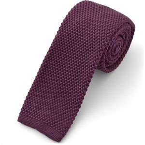Paarse gebreide stropdas