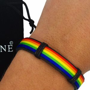 Regenboogvlag Leren Knooparmband - Een Symbool van Trots en Acceptatie