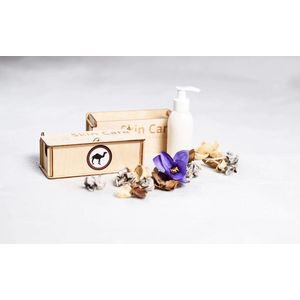 Royal Natural Cosmetics - Kamelenmelk Crème - Dromedarismelk Crème - Hand Crème - Moisturizer - Lotion - Luchtbevochtiger - Verfrissend - Plantaardige & Etherische oliën - Alfahydroxyzuren - Tegen veroudering - Gedistilleerd - Dag & Nacht Crème