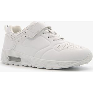 Blue Box jongens sneakers wit met airzool - Maat 28