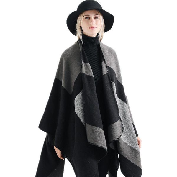 Omslagdoek / cape / poncho / sjaal wol zwart - Kleding online kopen?  Kleding van de beste merken 2023 vind je hier