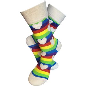Pride sokken - Opkikker - Grappige sokken - Valentijns cadeau - Verjaardag cadeau - Leuke sokken - Aparte sokken - Hartjes - Vrolijke sokken - LuckyDay Socks - Grappige cadeau - Kerstsokken - Vaderdag - Moederdag - Socks maken Happy - Onesize