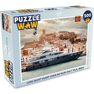 Puzzel Luxe jacht vaart voor de wijk Dalt Vila, Ibiza - Legpuzzel - Puzzel 500 stukjes