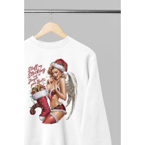 Foute kersttrui - Stuff my stocking and i will jingle your bells - Wurban Wear | 18+ | Grappige sweater | Unisex sweater | Oversized sweater | Kersttrui heren | Foute kerstkleding | Kerst sweater | Kersttrui dames | Foute kersttruiendag 2025 | Wit
