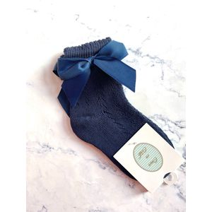 Omer en Odille - katoenen enkelkousen met grosgrain strik - zomer - marine - 6-12 maanden