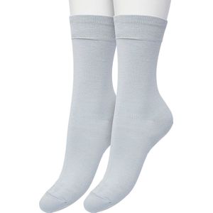 Bonnie Doon Bamboe Sokken Dames Grijs Mineral maat 36/42 - Set met 2 paar sokken - Licht, Ademend, Soepel - Zeer Comfortabel en Zacht - Gladde Teennaad - Bamboo Viscose Rayon -Antibacteriële Werking - Milieubewust - Grijs _ Mineral - OL04119902.282