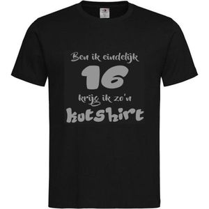 T-shirt Unisex Volwassenen Lol - carnaval - kermis - feestje - grappig - verjaardag Tekst ""Ben ik eindelijk 16 krijg ik zo'n kutshirt"" Op Voorkant | korte mouw | Zwart/grijs | maat XL