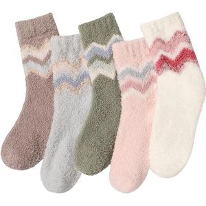 5 Paar Sokken - sokken dames - Huissokken - Warme Fuzzy Fleece Sokken - Warme Winter Sokken set - Dikke Sokken - Wintersokken - Warme Sokken - Slaapsokken - Verwarmde sokken - warm houden - Pluche en comfortabel - dikke pluche sokken - koraal fleece