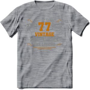 77 Jaar Legend T-Shirt | Goud - Zilver | Grappig Verjaardag Cadeau | Dames - Heren | - Donker Grijs - Gemaleerd - S