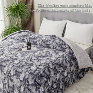 Knuffeldeken Pluizig Donkergrijs Knuffeldeken 230 x 270 cm Sherpa Deken Super Zacht Pluizig Deken Dik Warm Flanellen Microvezel Bankdeken Bankdeken Zacht Warm Fleece Deken