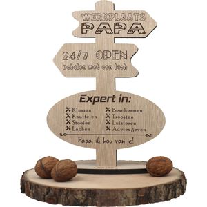 Wegwijzer werkplaats papa - cadeau Vaderdag - verjaardag vader- houten wenskaart - kaart van hout - 17.5 x 25 cm